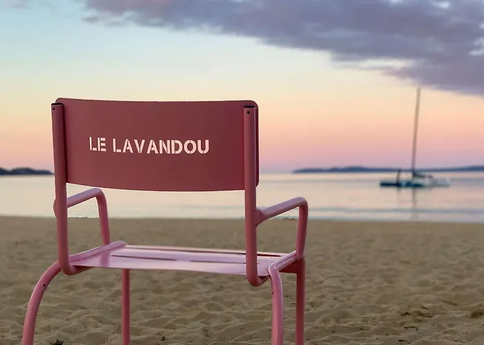 Select'sohome - Pour 4 Personnes Proche Des Commerces Et De La Du Lavandou Avec Parking Prive ! - Cap Azur Apartman